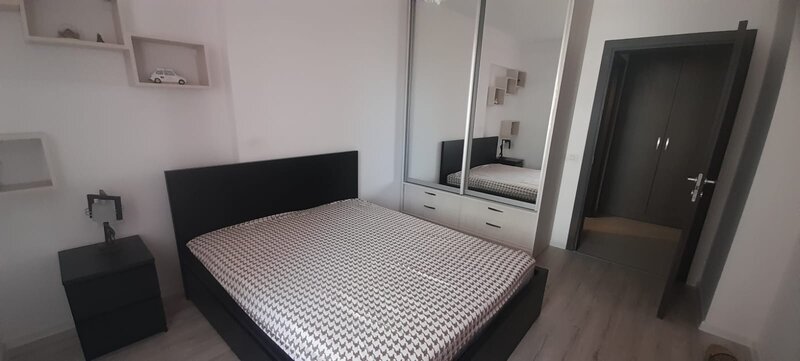 Militari, bulevardul Uverturii, strada Manastirea Varatec nr. 7-11