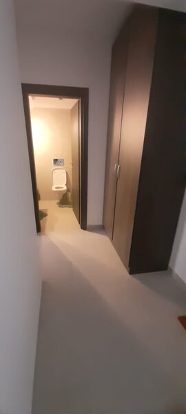 Militari, bulevardul Uverturii, strada Manastirea Varatec nr. 7-11